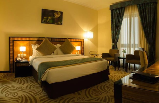 Al Majaz Premiere Hotel Apartment - Photo 8