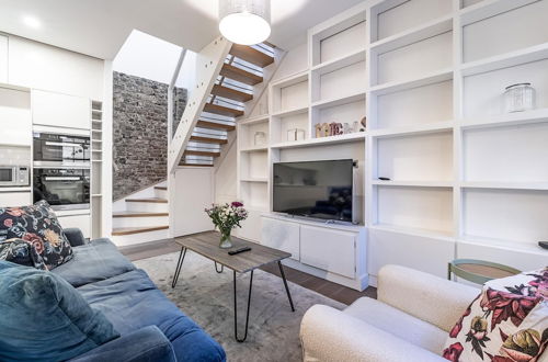 Photo 2 - Quiet 2 Bed 2 Bath Mews House South Kensington