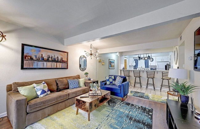 Centrally Located in Historic Tarrytown - Foto 10