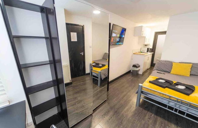 Cosy Ensuite Style Studio Close to University! - Foto 16