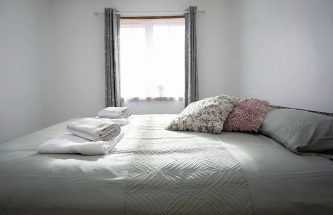 Cozy 3-bedroom Home in Luton - Foto 2