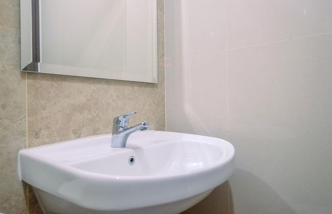 Homey and Stylish Studio Room at Transpark Cibubur Apartment - Foto 11