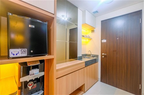 Photo 7 - Homey and Stylish Studio Room at Transpark Cibubur Apartment