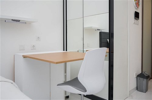 Foto 4 - Elegant and Comfortable Studio Apartment at Sky House BSD