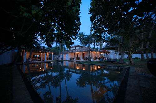 Photo 14 - Olanda Private Beach Villa