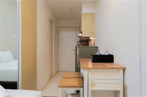 Foto 12 - Best Price Studio Apartment at Tamansari Skylounge