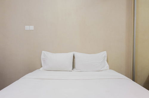 Photo 2 - Best Price Studio Apartment at Tamansari Skylounge