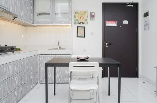 Foto 5 - Modern Comfy 2BR Casa De Parco Apartment