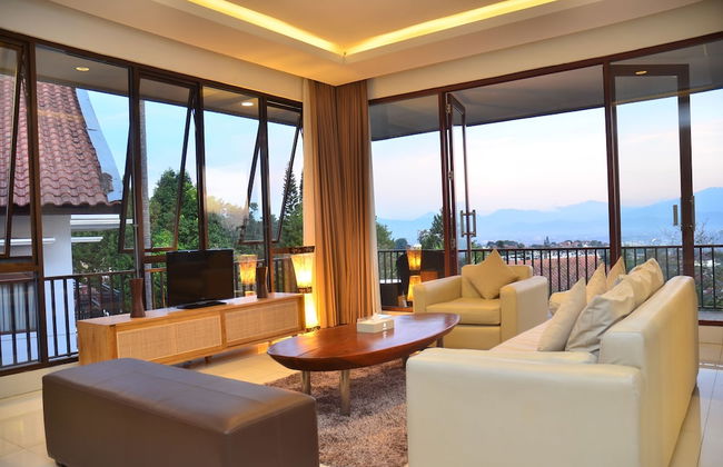 Oyama City View 4BR Villa with a Heated Pool - Foto 8