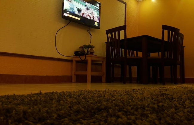 At Home With Karuris - Photo 6