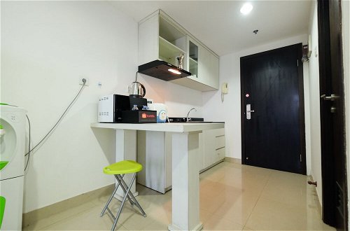 Photo 5 - Exclusive Studio Tamansari The Hive Apartment in Strategic Location