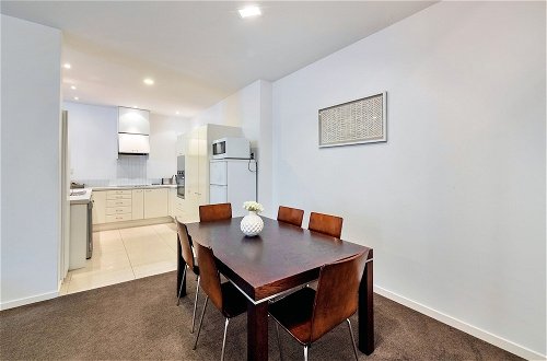 Photo 11 - Spacious 2BR Near Westfield Newmarket