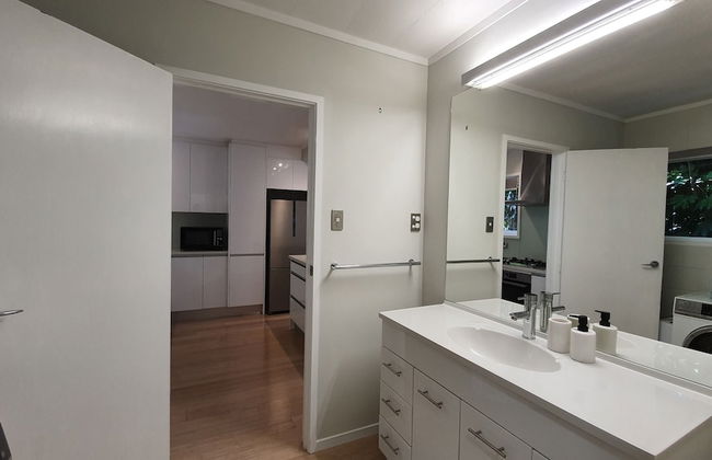 Herne Bay Gem Near Beach - Carpark - Photo 23