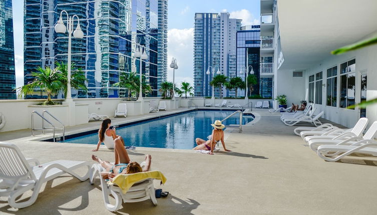 Photo 1 - Luxury Stylish Condo with Pool Brickell