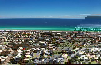 Foto 1 - Aquamarine by Avantstay 7BR w/ Pool, Hot Tub, Outdoor Dining, BBQ & Near Beach