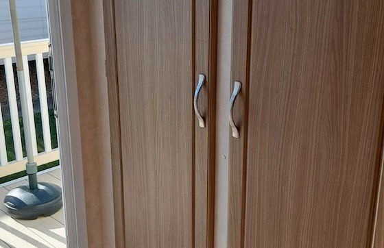 Captivating Three Bedroom Caravan tv in Each Room - Photo 18