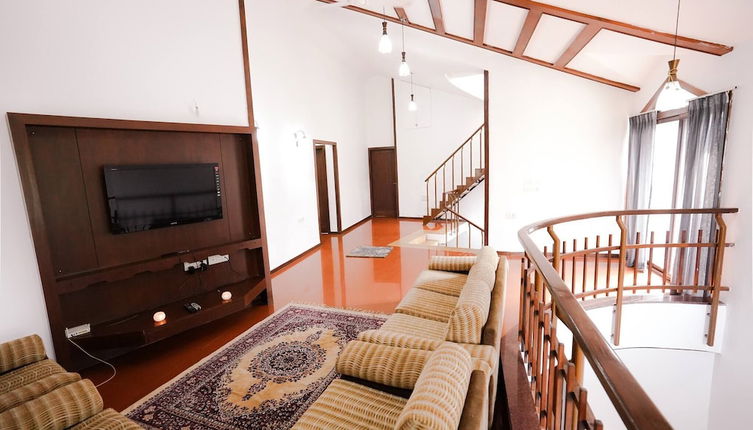 Photo 1 - Stylish 5 Bedroom Villa With Private Pool