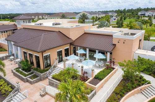 Photo 41 - 2182 FMP - 4BR Luxury Townhome Pool Disney