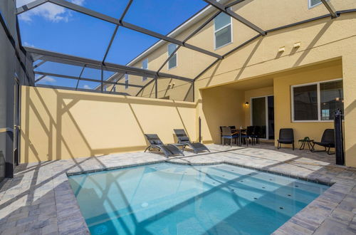 Photo 25 - 2182 FMP - 4BR Luxury Townhome Pool Disney