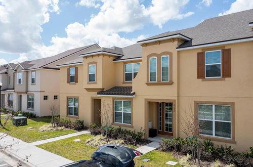 Photo 40 - 2182 FMP - 4BR Luxury Townhome Pool Disney