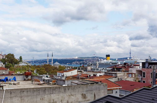 Photo 34 - Galata Abraham By Newinn