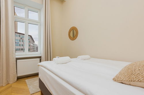 Photo 4 - Apartment Warsaw Targowa by Renters