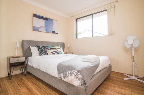 Photo 12 - True Comfort! 3bed2bath APT Near Ashfield Station