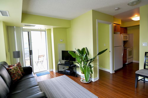 Photo 23 - Maplewood Suites - Square One