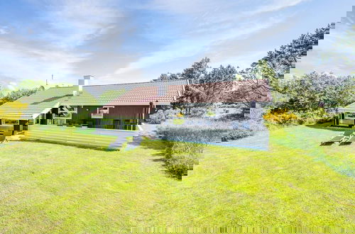 Foto 1 - 10 Person Holiday Home in Blavand