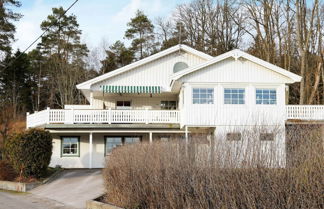 Foto 1 - 5 Person Holiday Home in Ljungskile