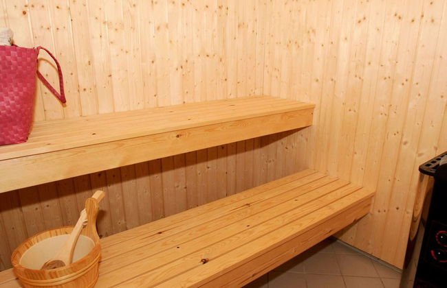 8 Person Holiday Home in Aakirkeby - Foto 2
