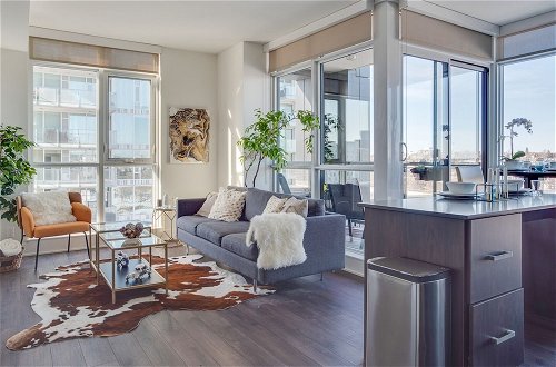 Foto 4 - Sweeping Views Luxury 2BR Suite
