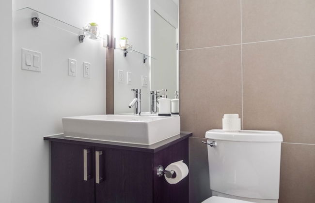 Sweeping Views Luxury 2BR Suite - Photo 24