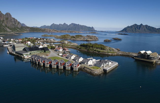Rorbuene Svolvær Havn - Photo 1