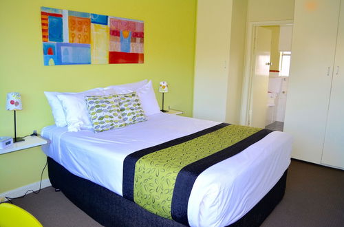 Photo 2 - Birches Serviced Apartments