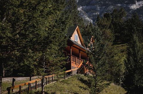 Photo 38 - Canmore Alpine Hostel - Alpine Club of Canada