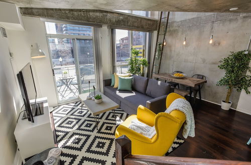 Photo 27 - QuickStay - Sunlit Luxury Loft on King West