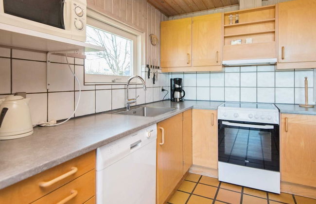 10 Person Holiday Home in Orsted - Foto 16