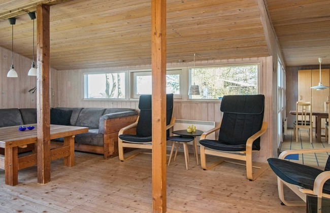 10 Person Holiday Home in Orsted - Foto 14