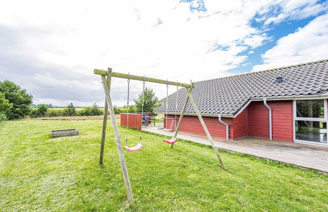 8 Person Holiday Home in Tarm - Foto 8