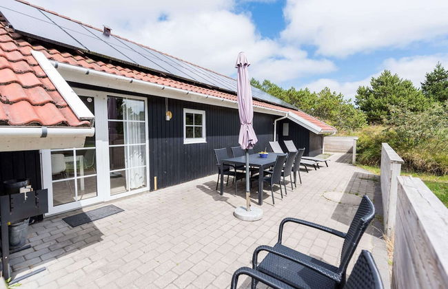 8 Person Holiday Home in Blavand - Foto 24