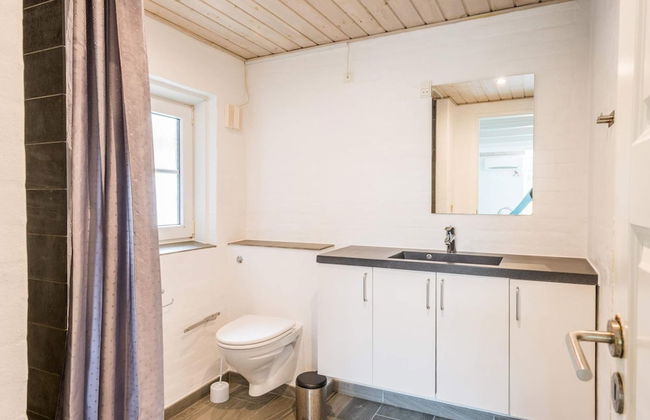 8 Person Holiday Home in Blavand - Foto 23