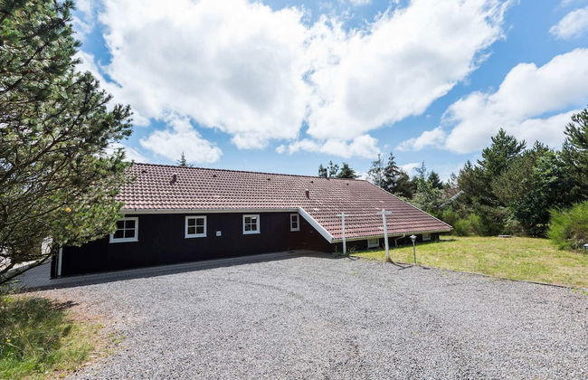 8 Person Holiday Home in Blavand - Foto 32