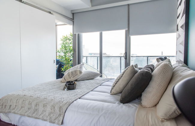 QuickStay Two-Bedroom Condo - Photo 13