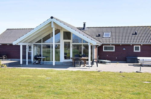 Foto 1 - 12 Person Holiday Home in Idestrup