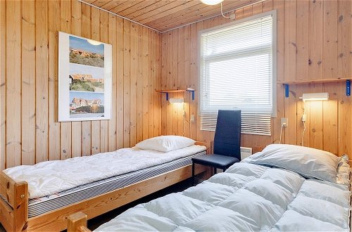 Photo 13 - 8 Person Holiday Home in Albaek