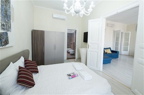 Foto 14 - Budapest Easy Flats- Oktogon Lux Apartment