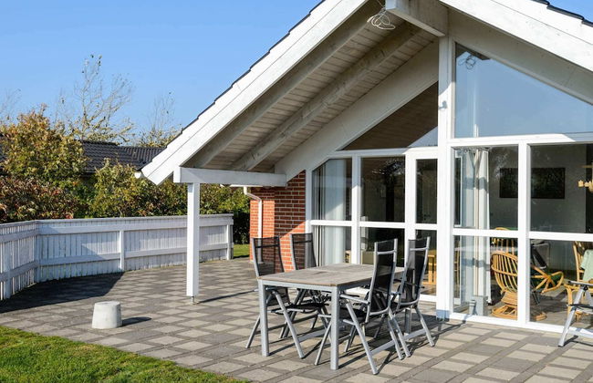 6 Person Holiday Home in Tarm - Foto 32