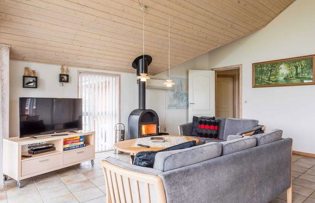 6 Person Holiday Home in Tarm - Foto 24