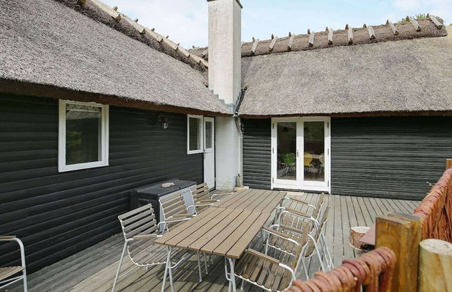 10 Person Holiday Home in Farevejle - Foto 22